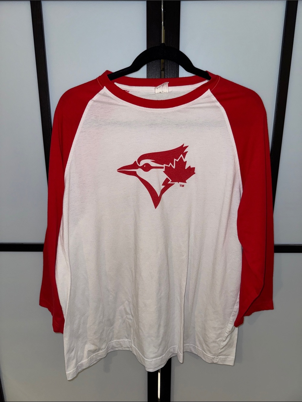 Toronto Blue Jays Canada Day White and Red Raglan 3/4 Sleeve Shirt - Size XL